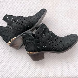 Steve Madden booties